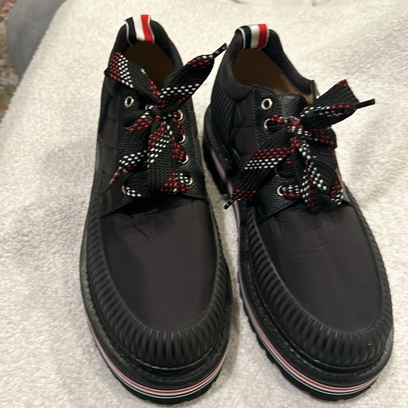 Thom Brown all terrain boots. Size 9. NWOT. - Picture 2 of 9